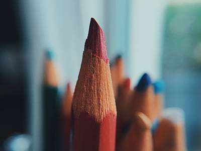 red crayon thumbnail