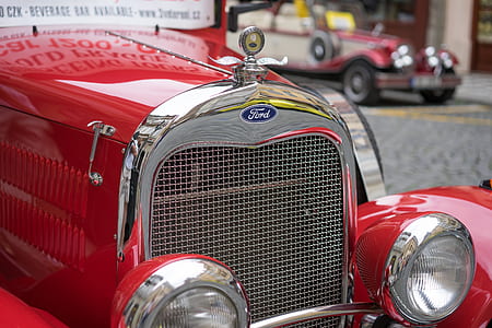 classic red Ford car thumbnail