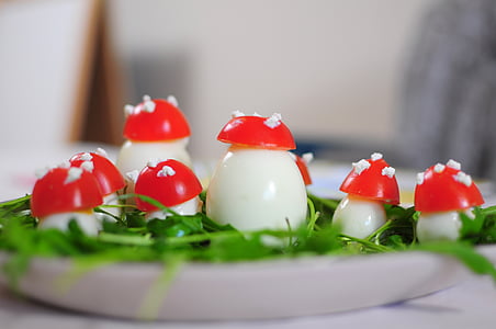 selective photography of jelly thumbnail