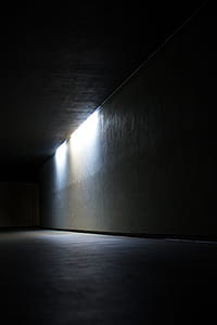 white concrete wall thumbnail