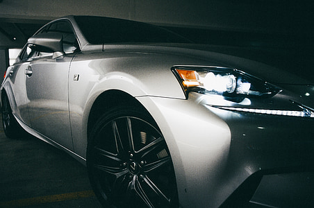 silver sedan thumbnail