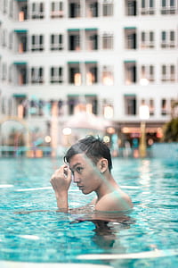 man on the swimming pool thumbnail