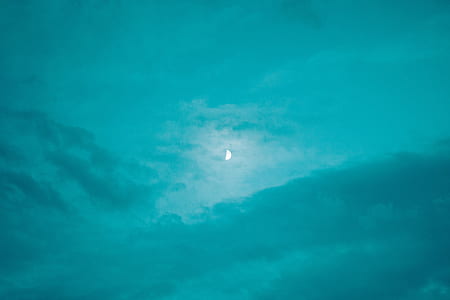 half-moon wallpaper thumbnail