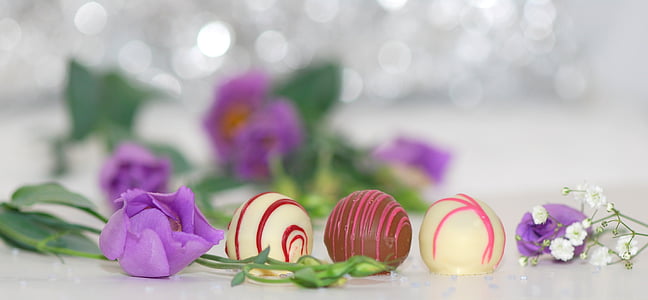 chocolate dipped rolls thumbnail