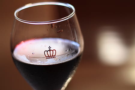 red wine in clear wine glass thumbnail