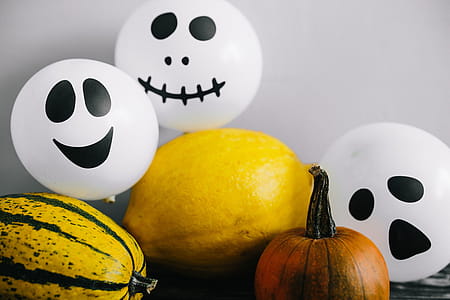 Pumpkins & Halloween thumbnail