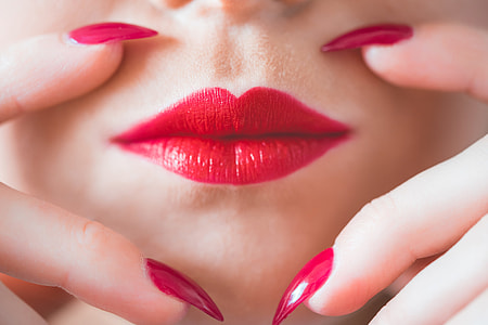 Beauty Perfect Red Lips and Nail Design thumbnail