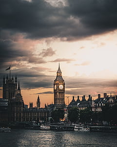 Elizabeth Tower, London thumbnail