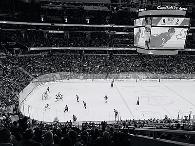 ice hockey game thumbnail