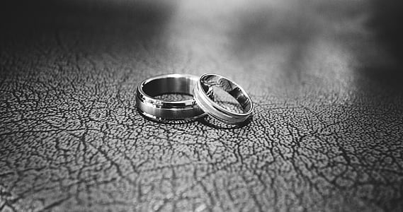 two silver colored rings thumbnail