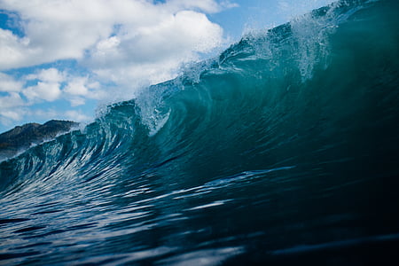 beach wave thumbnail