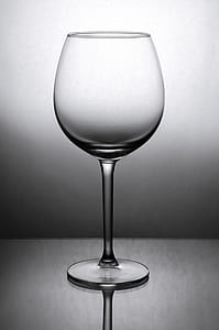 clear wine glass thumbnail