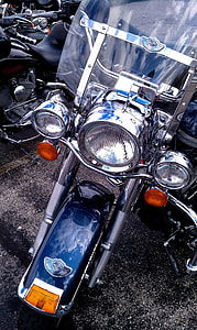 cruiser motorcycle on road during daytime thumbnail