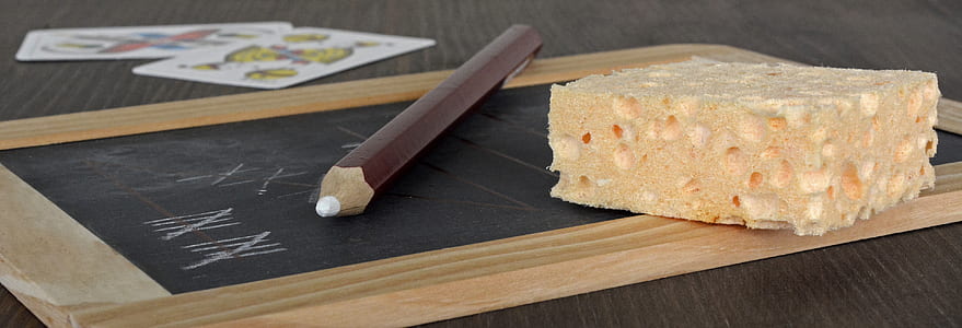 sponge on chalkboard thumbnail