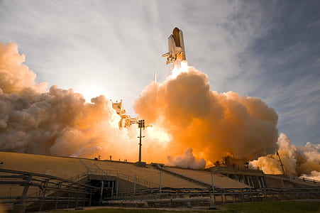 NASA space shuttle launch thumbnail