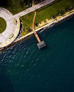 top view of vacation house thumbnail