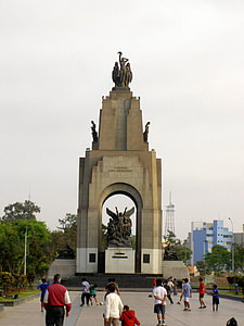 War Memorial for the Ecuador-Peru War in Lima, Peru thumbnail
