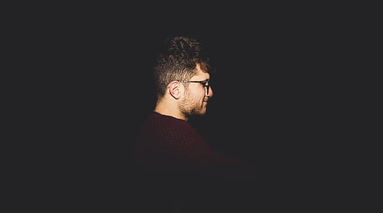 bearded man wearing glasses thumbnail