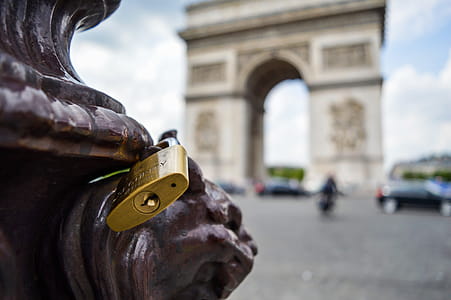 Shallow Focus Photography of Yellow Padlock thumbnail