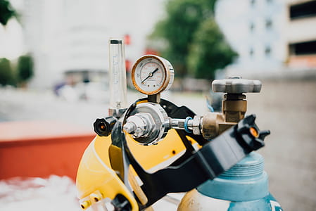 selective focus photo of gray oxygen tank thumbnail