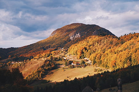 aerial view photography of mountain thumbnail