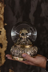A skull snow globe thumbnail