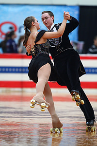 Roller Figure Skating, Figure Skating thumbnail