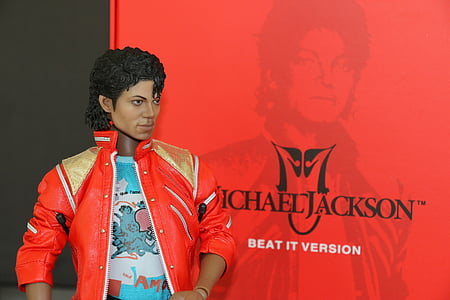 Michael Jackson figurine thumbnail