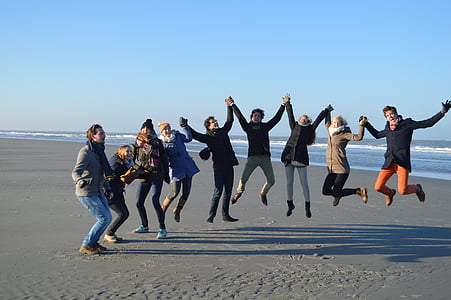photo of people jump on shore thumbnail