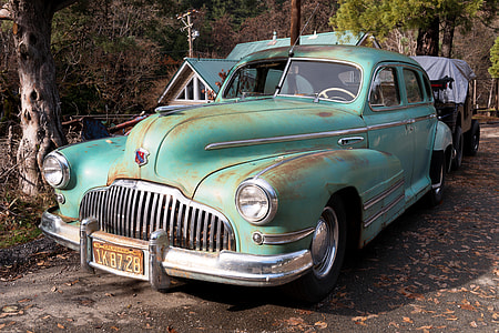 photo of classic teal 5-door hatchback thumbnail