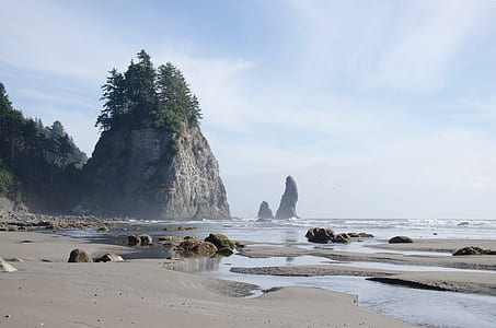 photo of seashore during daytime thumbnail