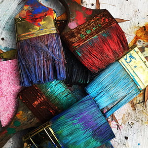 closeup photo of assorted-color paint brush lot thumbnail
