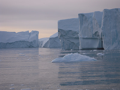 photo of iceberg thumbnail