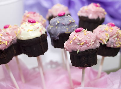 cake pop lot thumbnail