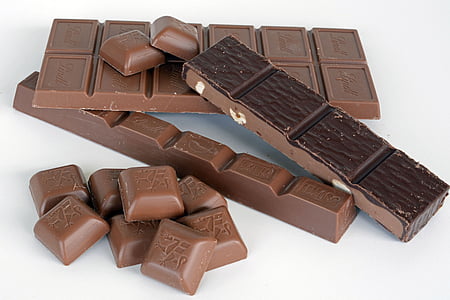 several chocolate bars thumbnail