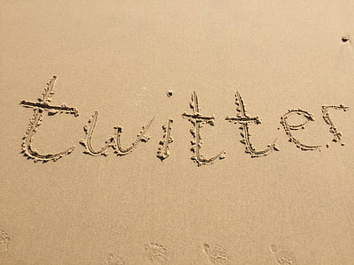 twitter sand text thumbnail