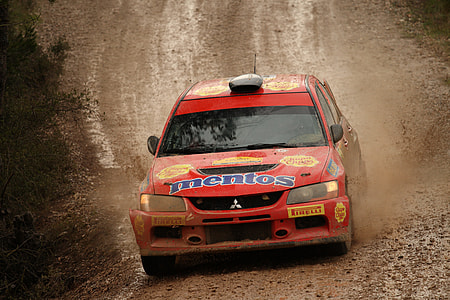 red Mitsubishi car thumbnail