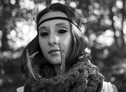 woman wearing knitted scarf thumbnail