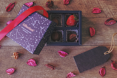 purple Affections box thumbnail