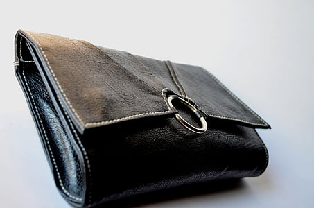 black leather long-wallet thumbnail