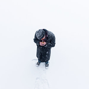 man lighting up the cigarette thumbnail