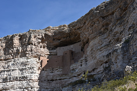 Montezuma'S Castle, Rock Dwelling thumbnail