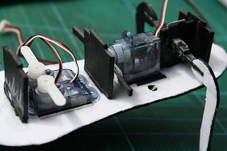 white and black circuit board thumbnail