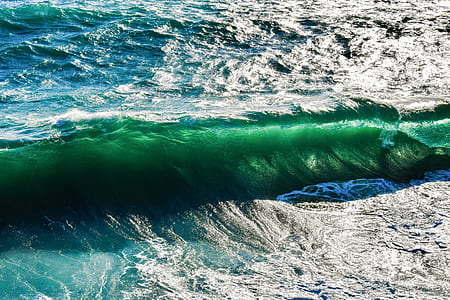 ocean wave during daytime thumbnail
