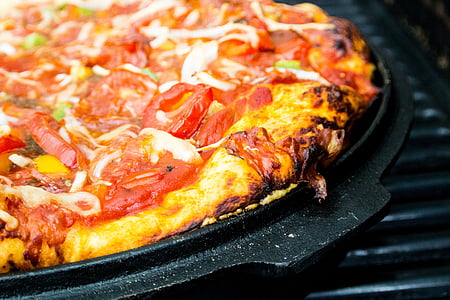 close-up photo of pizza thumbnail