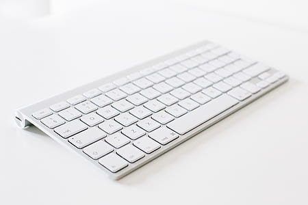 Apple Magic Keyboard on white board thumbnail