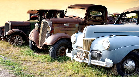 three assorted cars thumbnail