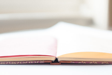 Minimal empty book thumbnail