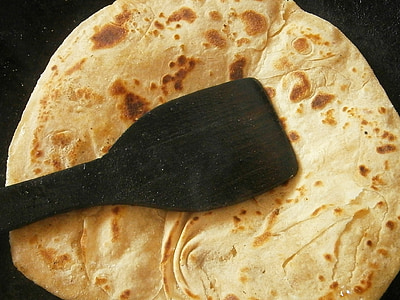 flatbread with black spatula thumbnail