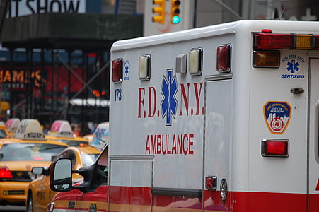 white FD New York ambulance thumbnail